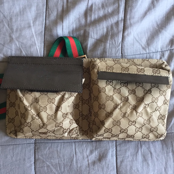 Gucci Handbags - Gucci Fanny Pack